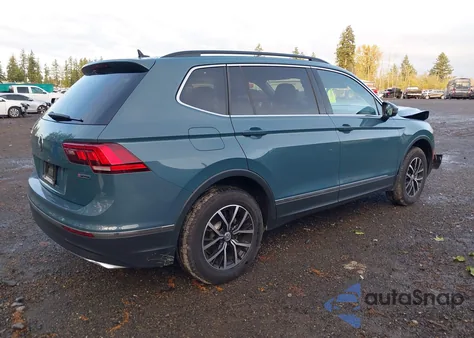 2021 Volkswagen Tiguan 2.0T Se/2.0T Se R-Line Black/2.0T Sel из США, поврежденный, VIN 3VV2B7AX3MM087713